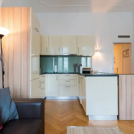 Aparthotel Residence, Hall - Parliament
