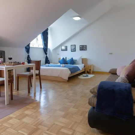 Appartement Yeshello Station *