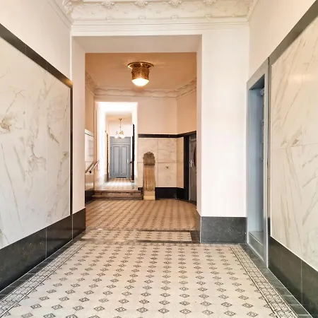 Mozart - Newly Renovated * Vienne