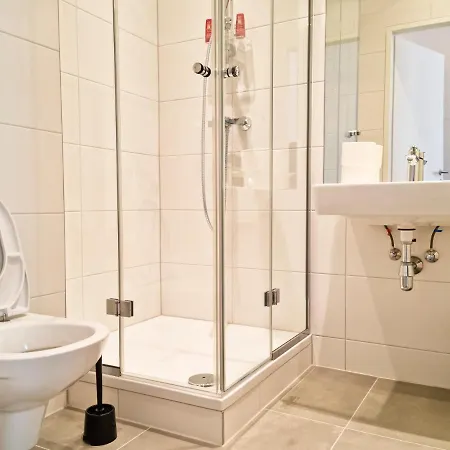 Mozart - Newly Renovated *