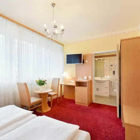 Hotel Garten- Und Kunsthotel Gabriel 3*