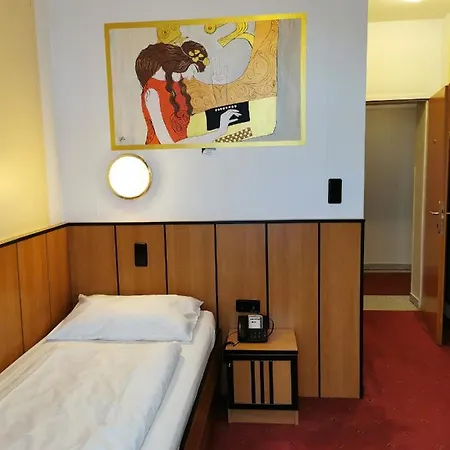 Garten- Und Kunsthotel Gabriel Hotel