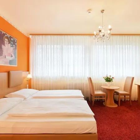 Garten- Und Kunsthotel Gabriel Hotel Wiedeń