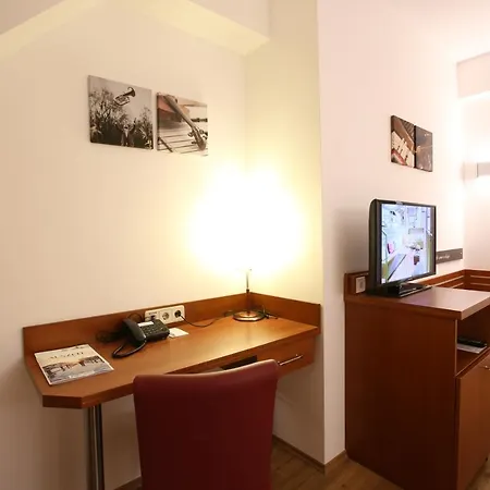 Arte Stadthalle Hotel
