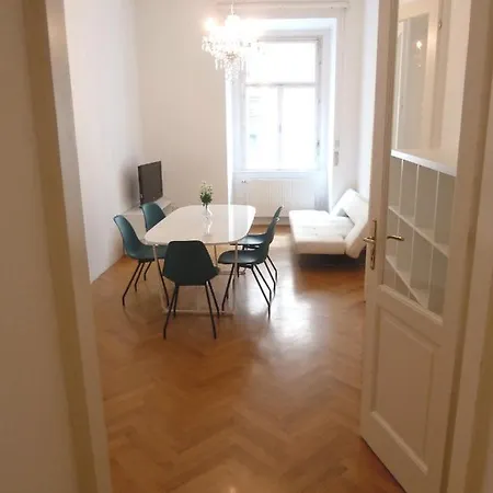 Apartment Sobieski Stefansdom Vienna