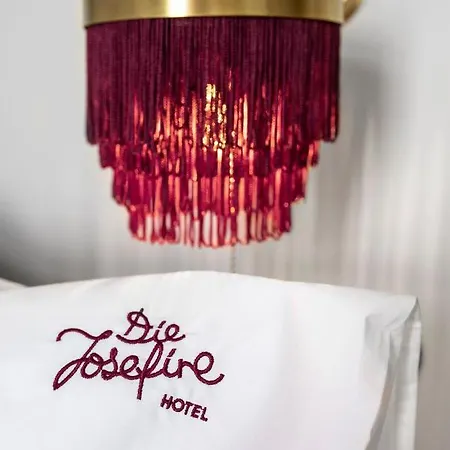 Josefine 4* Wien