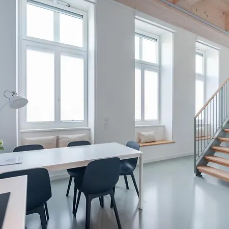 Apartment Vorgarten - Central, New And Stylish For Your Comfortable In *