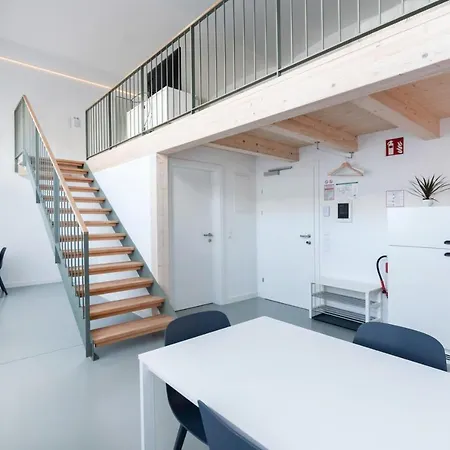Vorgarten - Central, New And Stylish For Your Comfortable In Apartment