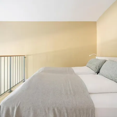 Apartment Vorgarten - Central, New And Stylish For Your Comfortable In *
