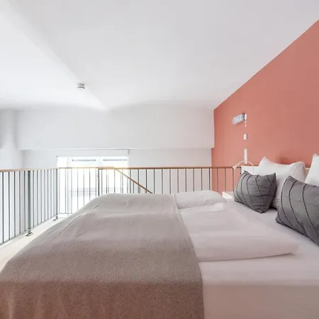 Vorgarten - Central, New And Stylish For Your Comfortable In *