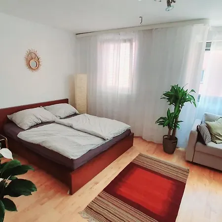 Ayuhuda City Home Vienna