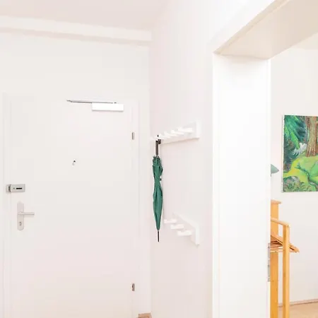 Apartment Art Karlsplatz By Ichbucheat Vienna