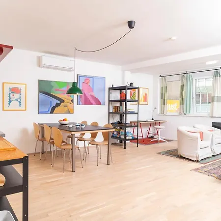 Apartment Art Karlsplatz By Ichbucheat