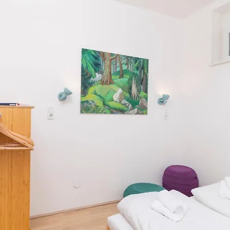 Art Karlsplatz By Ichbucheat Apartment Vienna