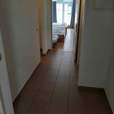 Apartment Modern Flat Incl Parking, Near Metro U1