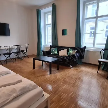 Camel'Otels Apartments Landstrasse - Perfect For Longstays Apartment *