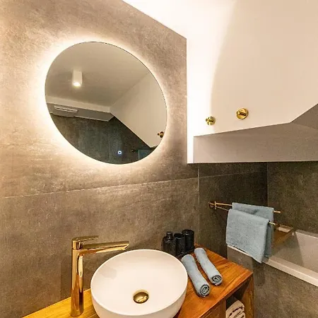 D&v Living Apartment *