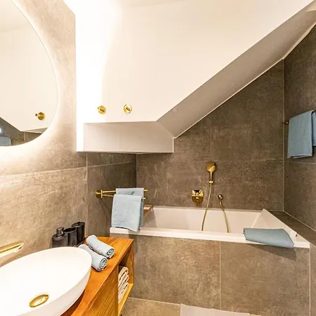 D&v Living Apartment *