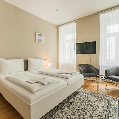 Palais Joseph Apartments, Contactless Check In Apartment