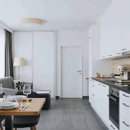 Parks 73 The Townhouse 4*