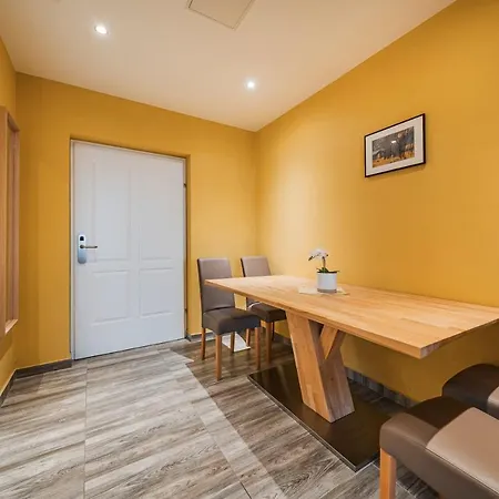 Palais Joseph Apartments, Contactless Check In Apartment Vienna