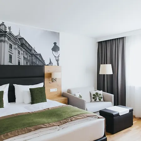 Parks 73 The Townhouse Hotel 4*