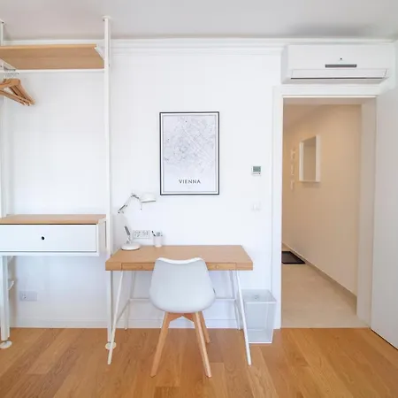 Boutique Sky Apt. With Balcony / Spot Vienna