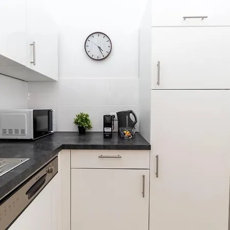 Apartment New, Central, In The Heart Of The 7th Heaven *