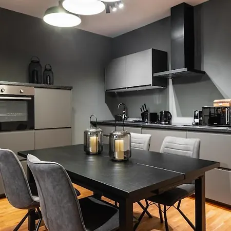Authentic Next To Schwedenplatz Apartamento Viena