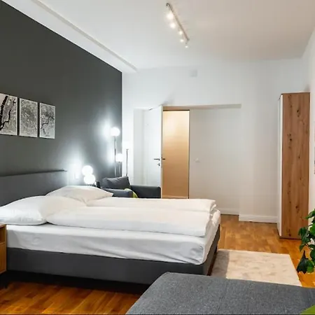 Authentic Next To Schwedenplatz * Viena