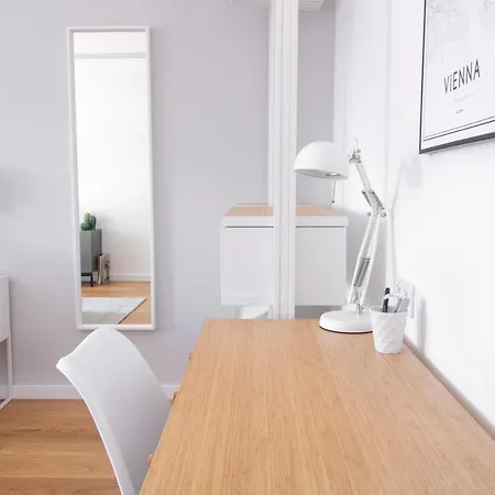 Boutique Sky Apt. With Balcony / Spot Vienna