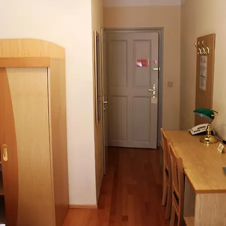 Graf Stadion Hotel 3*
