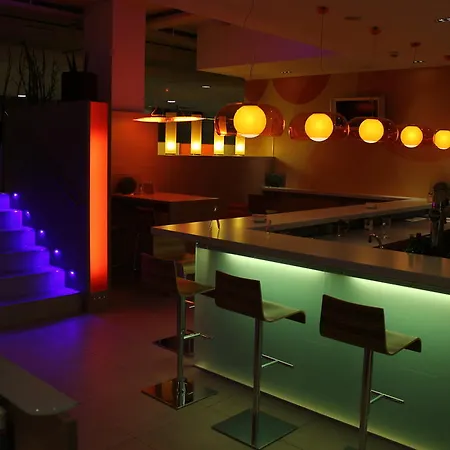 Ibis Messe 3*