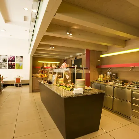 Ibis Messe Hotel Wien