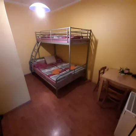 Monterooms Schoenbrunn 10 Minutes To Downtown منزل للإقامة