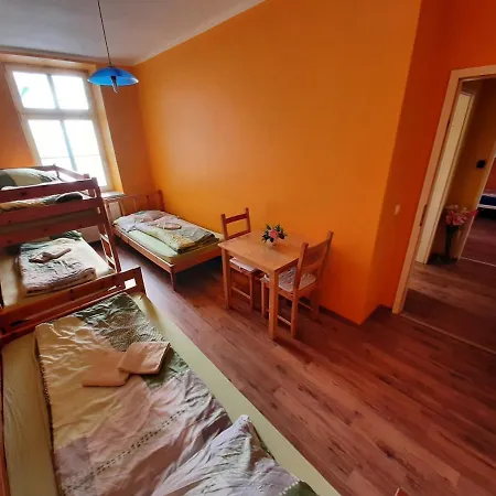 Monterooms Schoenbrunn 10 Minutes To Downtown منزل للإقامة فيينا