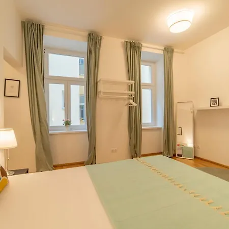 Apartment Karl I Levestate *