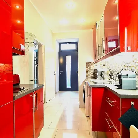 Cityapartments - Luxury 1 *
