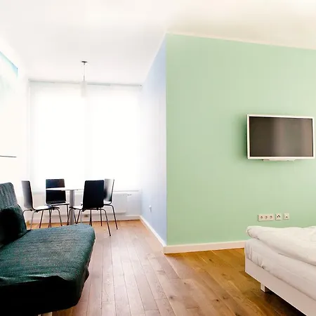 Prater Aparthotel 2*
