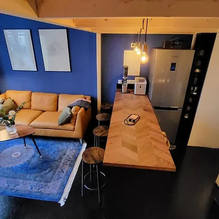 Apartment Urbanhood16 *