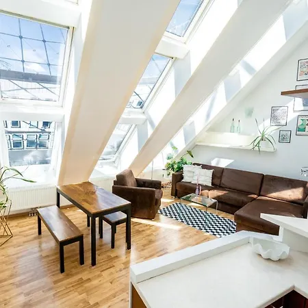 Unique Maisonette Gasometer 12th Floor Apartment Vienna