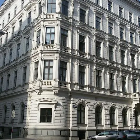 Apartment Sobieski Inner Ring Vienna