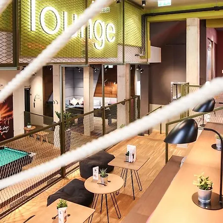 Arte Stadthalle Hotel 4*