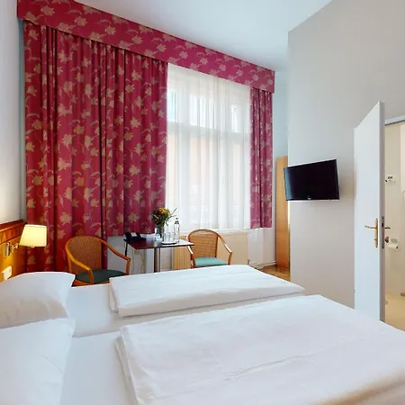 Отель Post 3*
