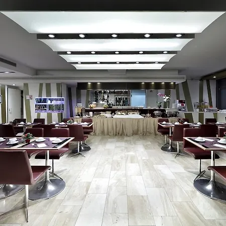 Eurostars Embassy Hotel 4*
