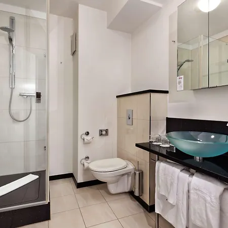 Livin By Flemings 4* Viena