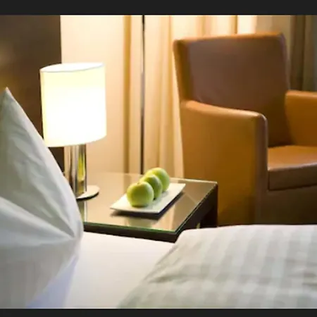 Livin By Flemings 4*