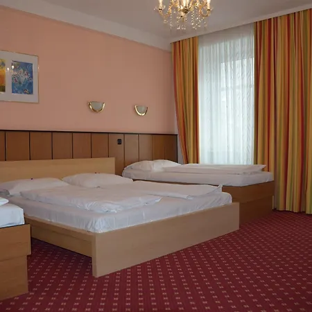 Hotel Garten- Und Kunsthotel Gabriel