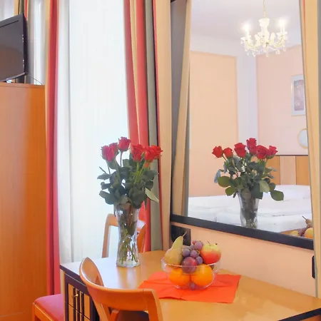 Garten- Und Kunsthotel Gabriel Hotel Wiedeń