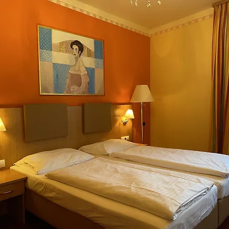 Garten- Und Kunsthotel Gabriel Hotel